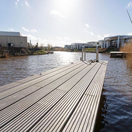 Family Villa With Garden And Jetty Zeewolde Exterior foto